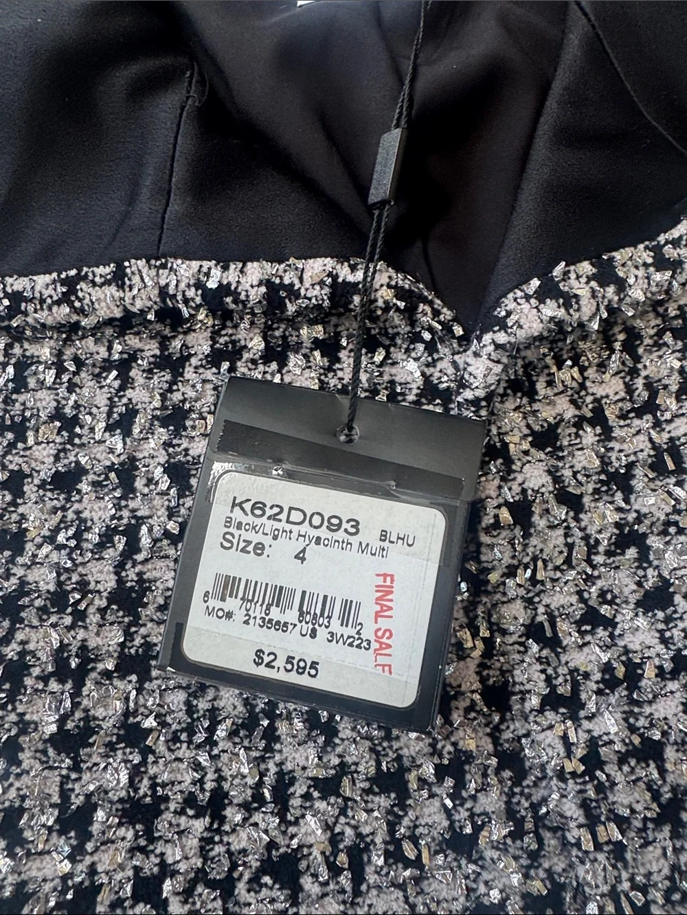 St. John Black, White, and Silver Tweed Collar Jacket-NEW Size 4 - Picture 3 of 7